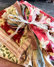 Load image into Gallery viewer, Christmas rag bundle #1
