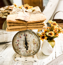 Load image into Gallery viewer, Tobacco cloth bundle
