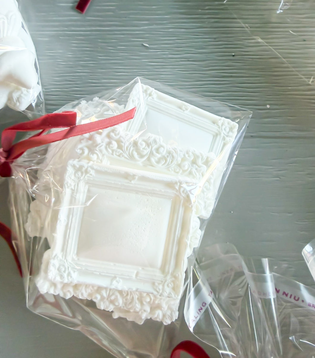 Frames casting